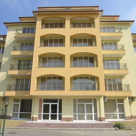 Sunflower Complex Słoneczny Brzeg